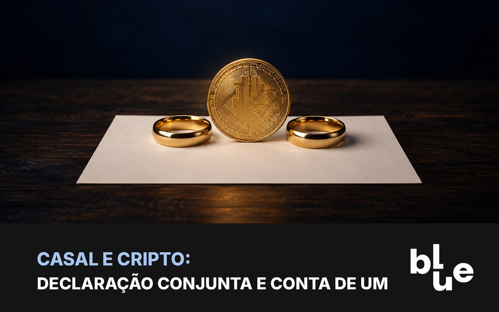 Duas alianças sobre formulário com moeda de bitcoin: casal e cripto na declaração
