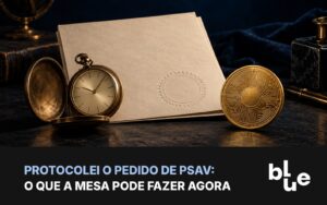 Protocolo de papel com selo e relógio de bolso, moeda de bitcoin ao lado: pedido de PSAV em análise